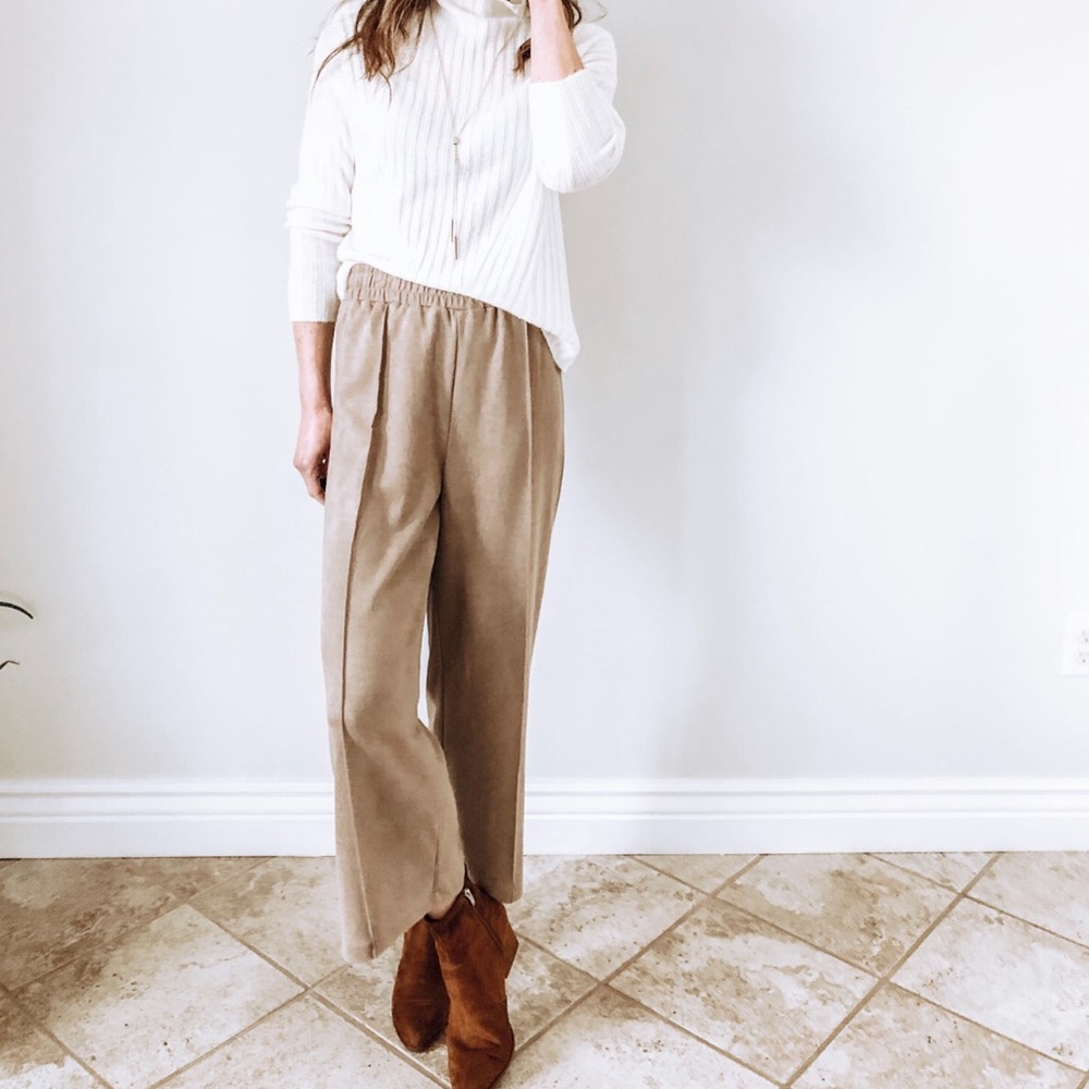 Molly Bracken Taupe Wide Leg Crop Pant